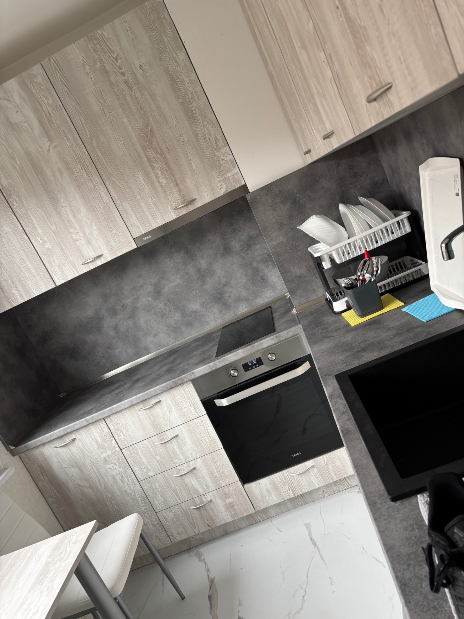 Продава 2-СТАЕН, гр. Своге, област София област, снимка 10 - Апартаменти - 53711604