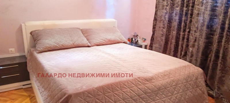 De vânzare  1 dormitor Plovdiv , Ciuciuc Parij , 72 mp | 35419388 - imagine [7]