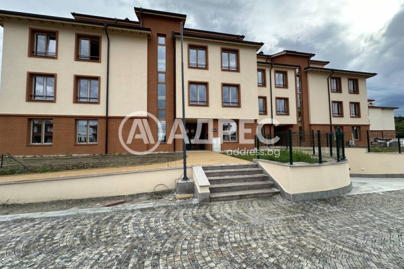 Продава  3-стаен град София , м-т Камбаните , 125 кв.м | 54556339