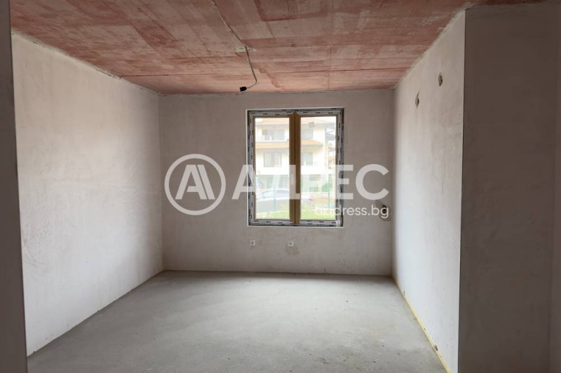 Na prodej  2 ložnice Sofia , m-t Kambanite , 125 m2 | 54556339 - obraz [4]