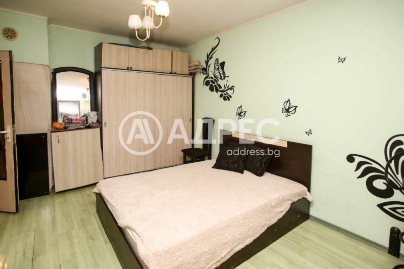 Продава 3-СТАЕН, гр. София, Света Троица, снимка 2 - Aпартаменти - 48008085