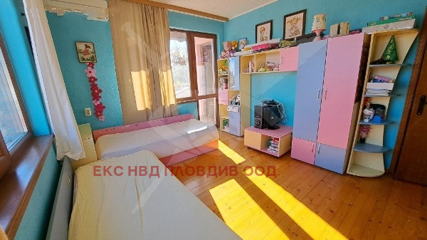 Продава ЕТАЖ ОТ КЪЩА, гр. Сопот, област Пловдив, снимка 5 - Етаж от къща - 53971621