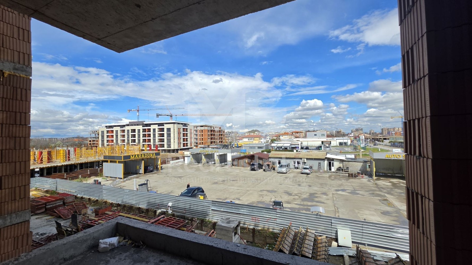 Продава 2-СТАЕН, гр. Пловдив, Остромила, снимка 3 - Апартаменти - 56105143