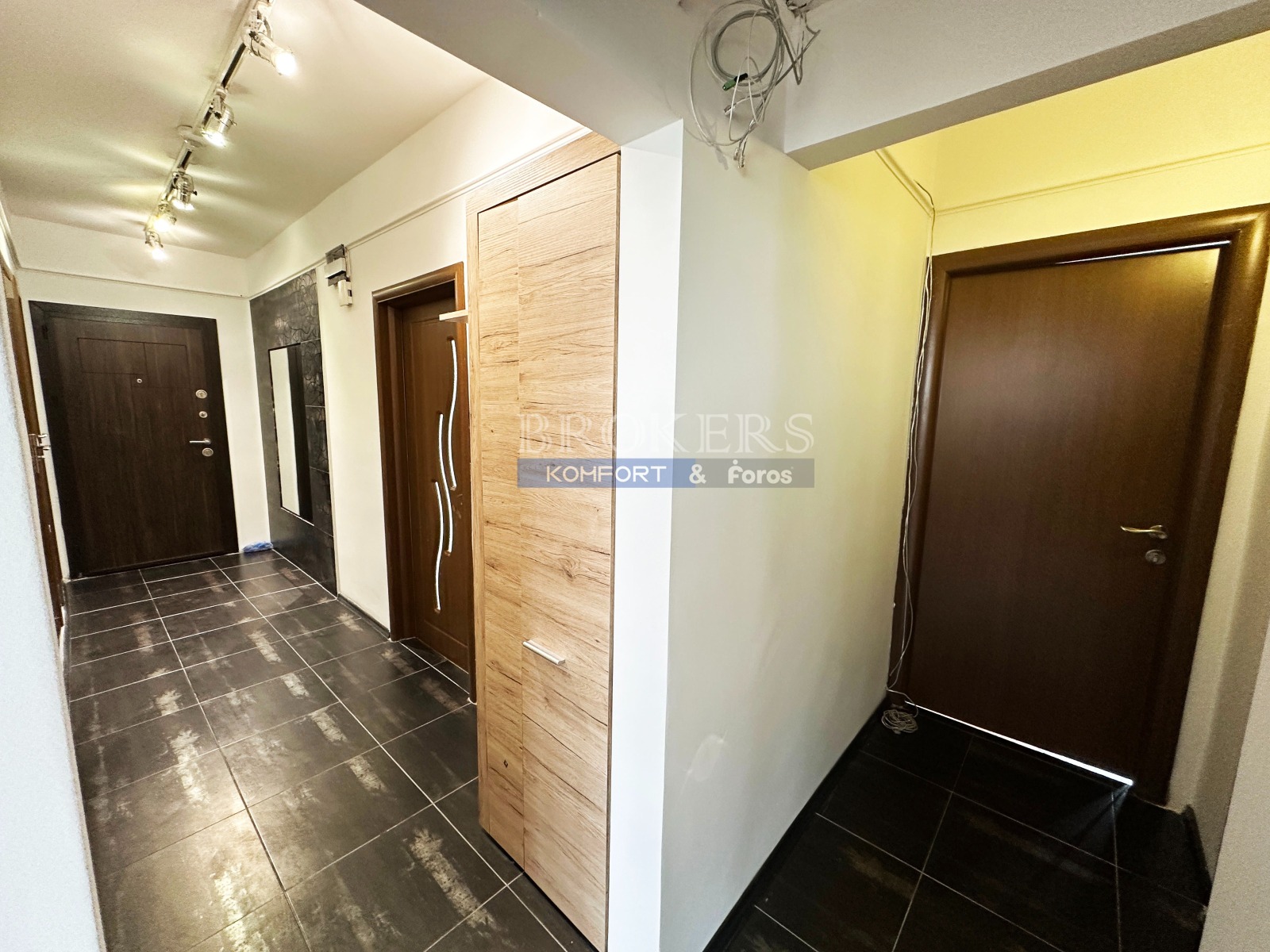 Продава 4-СТАЕН, гр. Варна, Автогара, снимка 4 - Апартаменти - 54232314