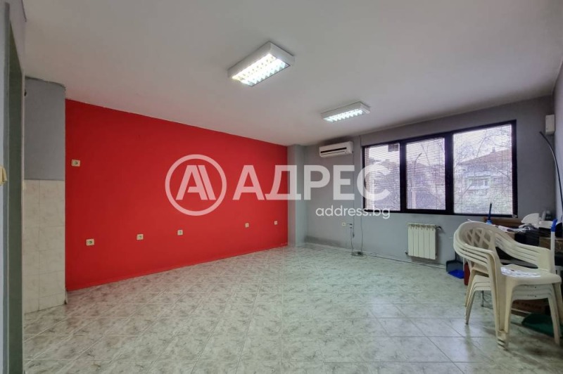 Myytävänä  Studio Sofia , Geo Milev , 52 neliömetriä | 86070659 - kuva [2]