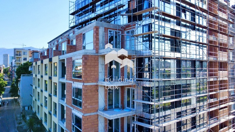 Продава  3-стаен град София , Център , 107 кв.м | 14817358