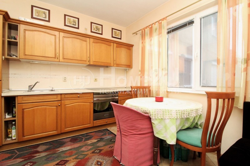 Продава  3-стаен град Пловдив , Тракия , 87 кв.м | 46583897