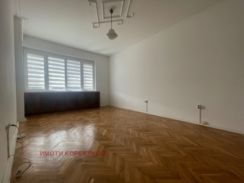 Продава  Офис град София , Център , 160 кв.м | 65904608 - изображение [9]