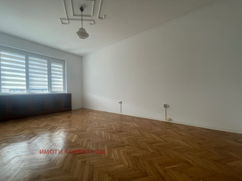 Продава  Офис град София , Център , 160 кв.м | 65904608 - изображение [5]