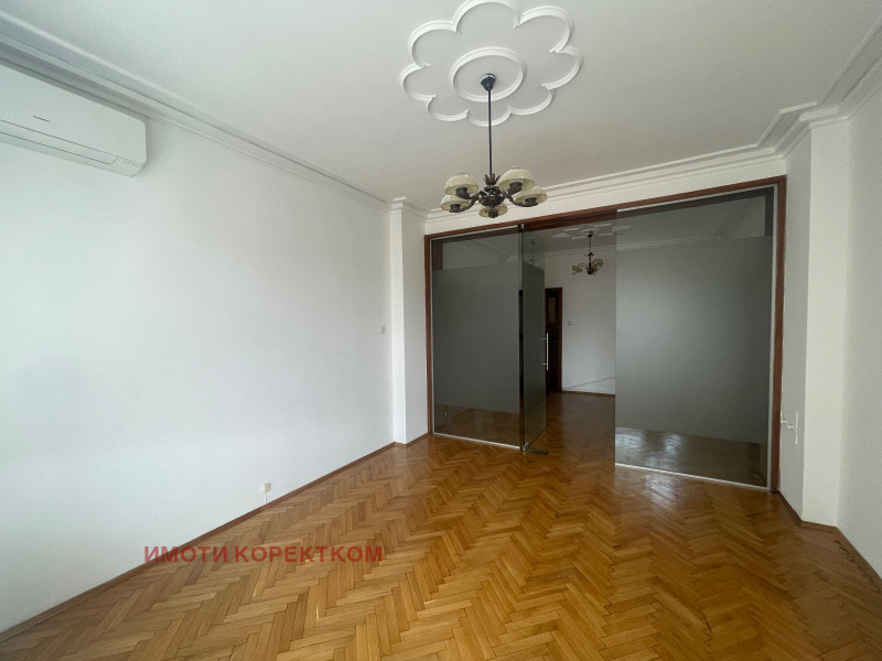 Продава  Офис град София , Център , 160 кв.м | 65904608 - изображение [7]