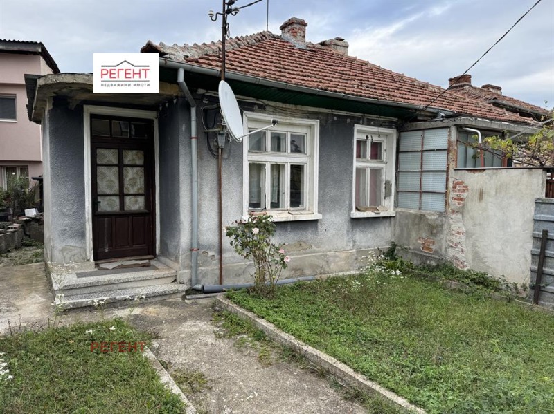 Продава КЪЩА, гр. Габрово, Център, снимка 1 - Къщи - 47535098