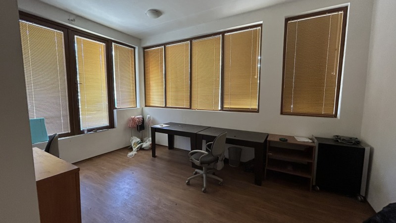 In vendita  Negozio Sofia , Vitosha , 406 mq | 25529043 - Immagine [4]