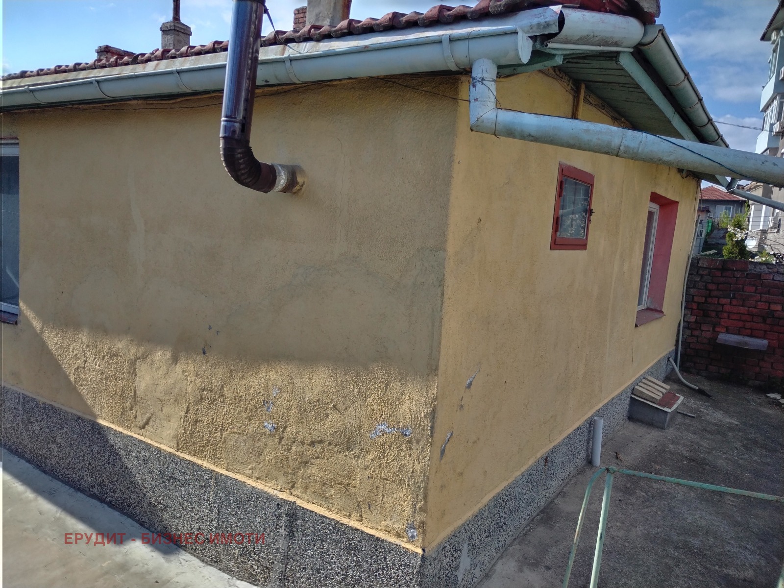Продава КЪЩА, гр. Русе, Веждата, снимка 2 - Къщи - 49827393