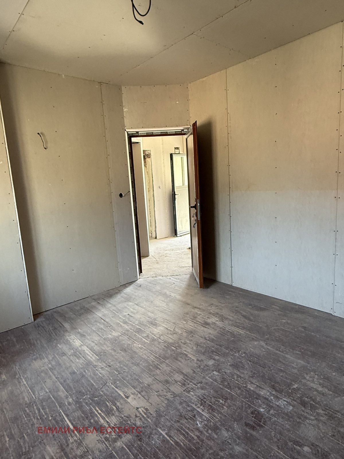 Продава КЪЩА, с. Зверино, област Враца, снимка 8 - Къщи - 54014229