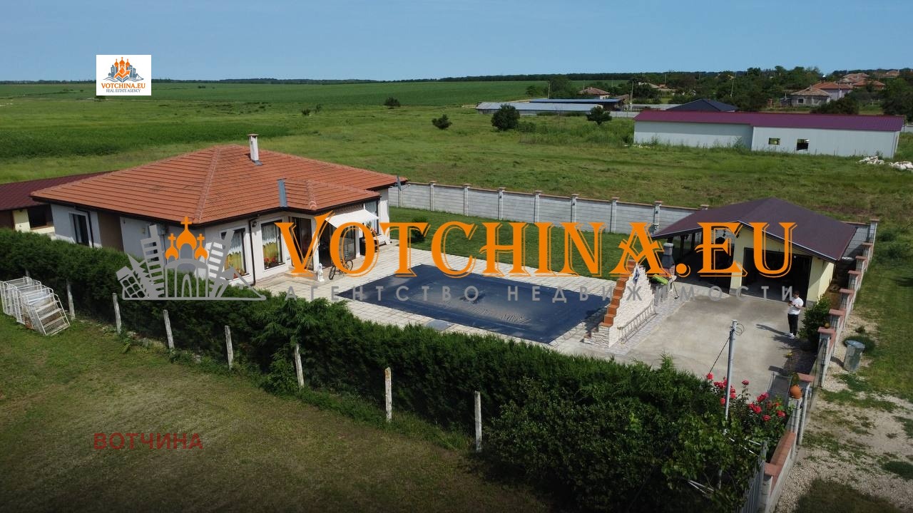 Продава КЪЩА, с. Соколово, област Добрич