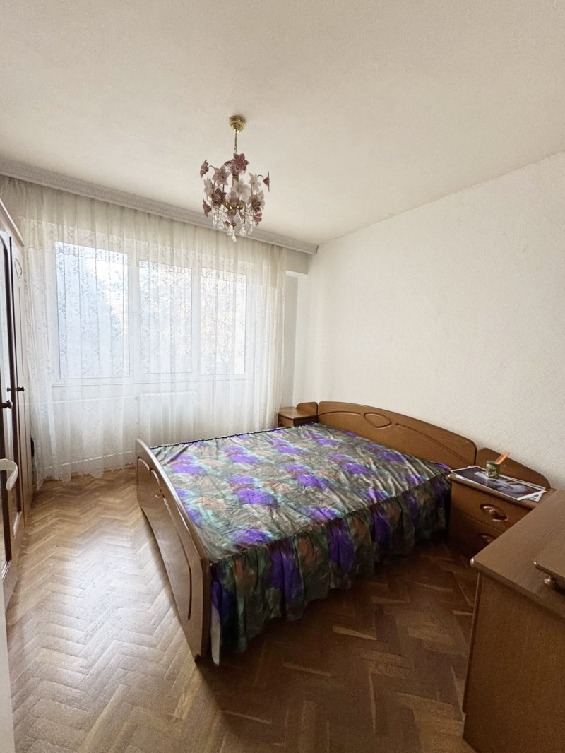 Продава 3-СТАЕН, гр. Велико Търново, Бузлуджа, снимка 5 - Aпартаменти - 49061220