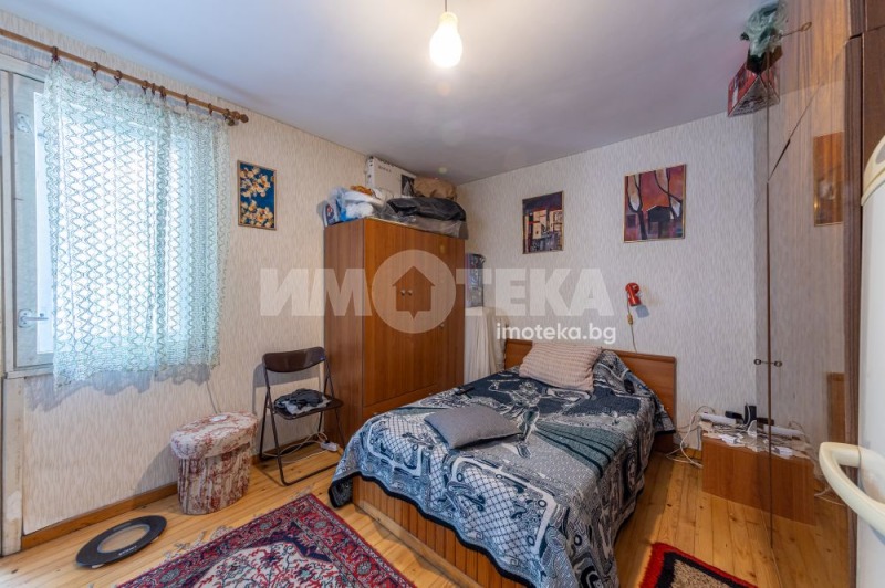 En venta  2 dormitorios Varna , Lyatno kino Trakiya , 75 metros cuadrados | 32327229 - imagen [4]