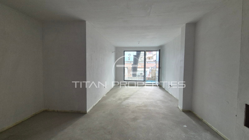 En venta  2 dormitorios Plovdiv , Tsentar , 101 metros cuadrados | 31965947 - imagen [3]