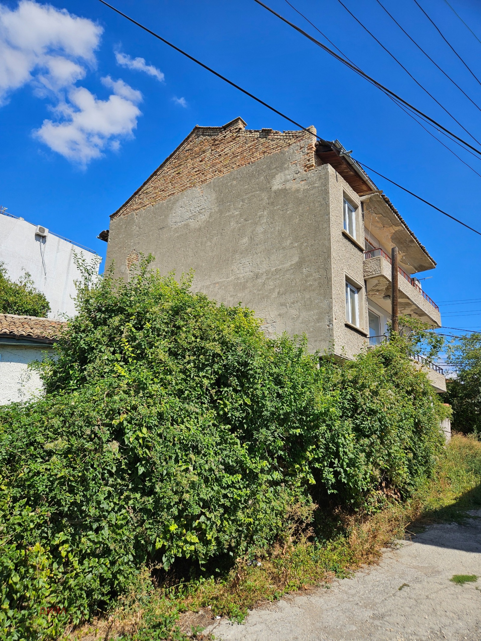 Продава КЪЩА, гр. Шумен, Център, снимка 2 - Къщи - 47908718