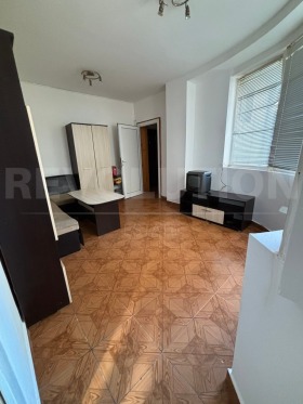 2-стаен град Варна, Виница 2
