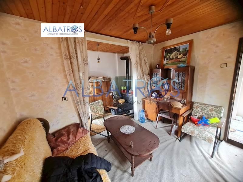 Продава КЪЩА, гр. Варна, м-т Боровец - юг, снимка 6 - Къщи - 54047209