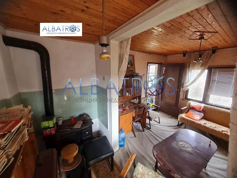 Продава КЪЩА, гр. Варна, м-т Боровец - юг, снимка 7 - Къщи - 54047209