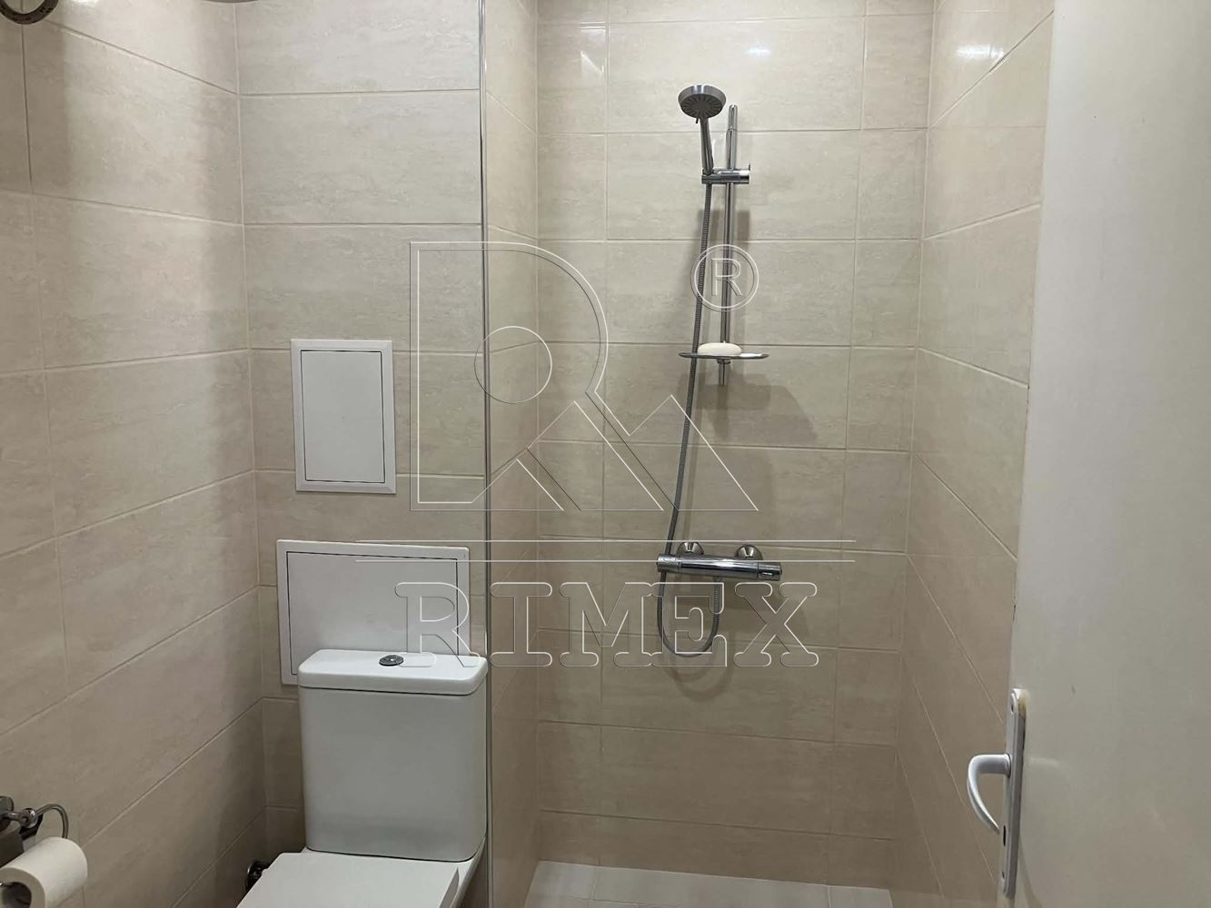Продава 1-СТАЕН, гр. Пловдив, Южен, снимка 5 - Апартаменти - 55555235