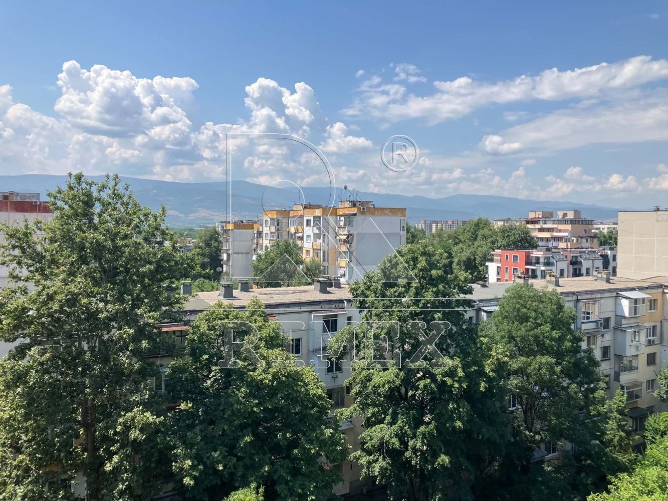 Продава  1-стаен град Пловдив , Южен , 46 кв.м | 52765571