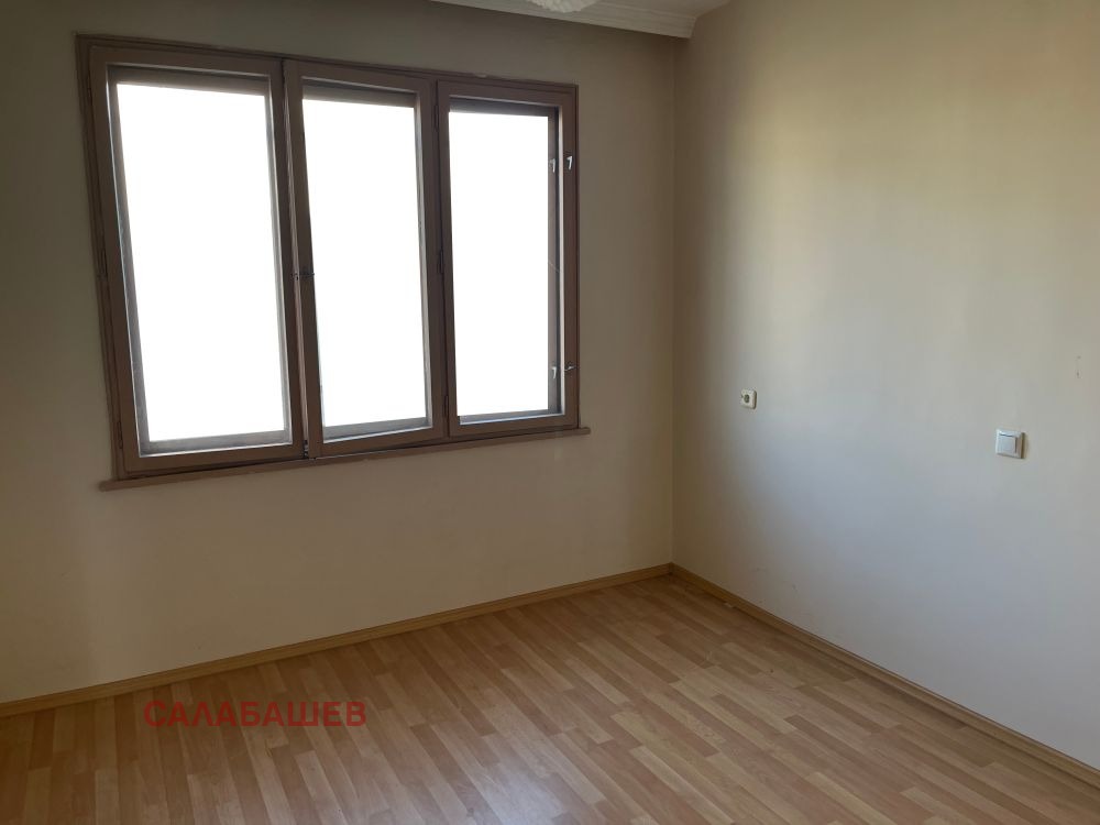 Продава 3-СТАЕН, гр. Казанлък, област Стара Загора, снимка 9 - Апартаменти - 54340771