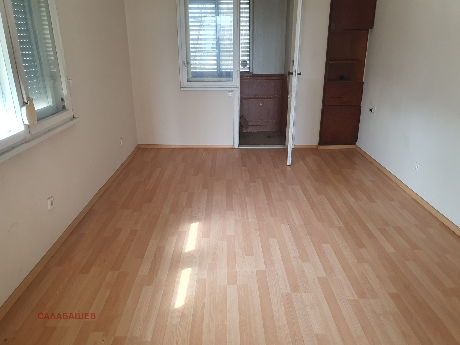 Продава 3-СТАЕН, гр. Казанлък, област Стара Загора, снимка 2 - Апартаменти - 54340771