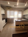 Продава 3-СТАЕН, град Добрич, Добротица - Албенска • 165000 лв. • 79083187 — Holmes.bg