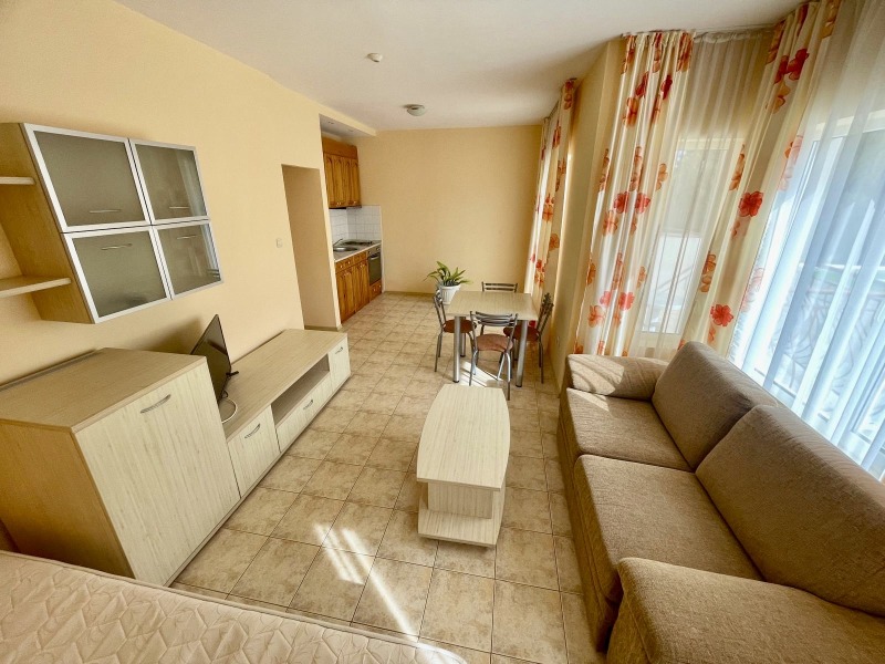 Продава 2-СТАЕН в област Бургас, гр. Свети Влас - 70 кв.м / 77 900 € » 152 359.16 лв., ВИЧВАН-Г