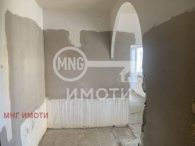 Продава 1-стаен