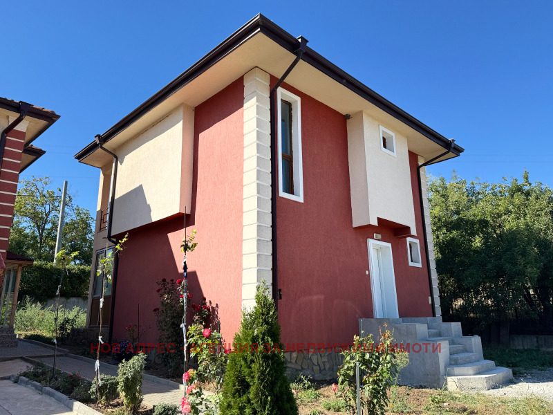 Продава  Къща град Търговище , Запад 2 , 140 кв.м | 86173025