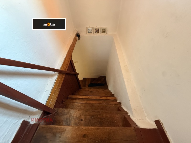 Продава КЪЩА, гр. Троян, област Ловеч, снимка 8 - Къщи - 52808410