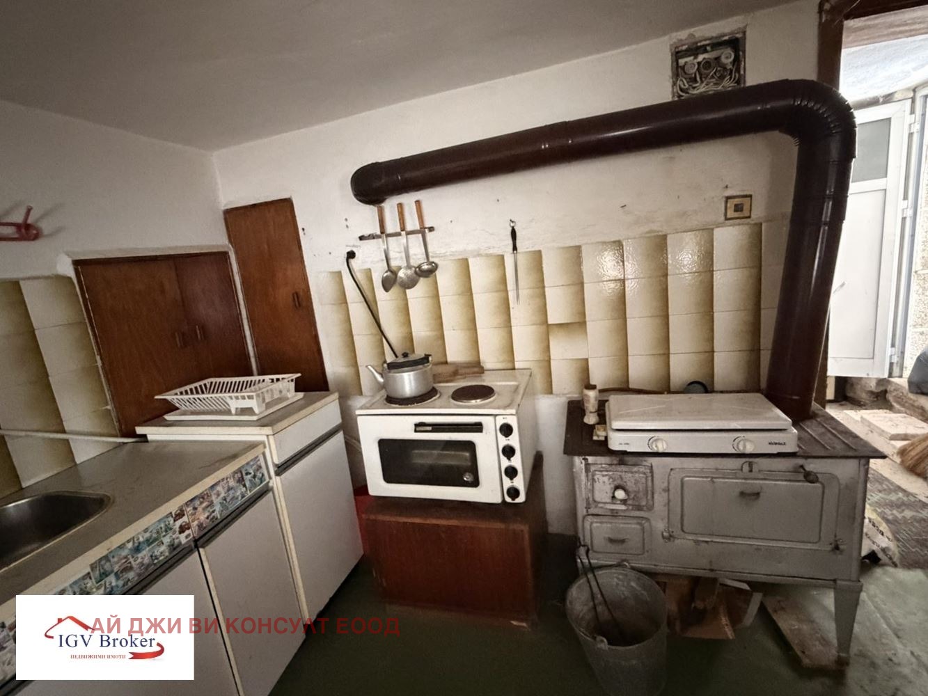 Продава КЪЩА, с. Поповяне, област София област, снимка 4 - Къщи - 53617356