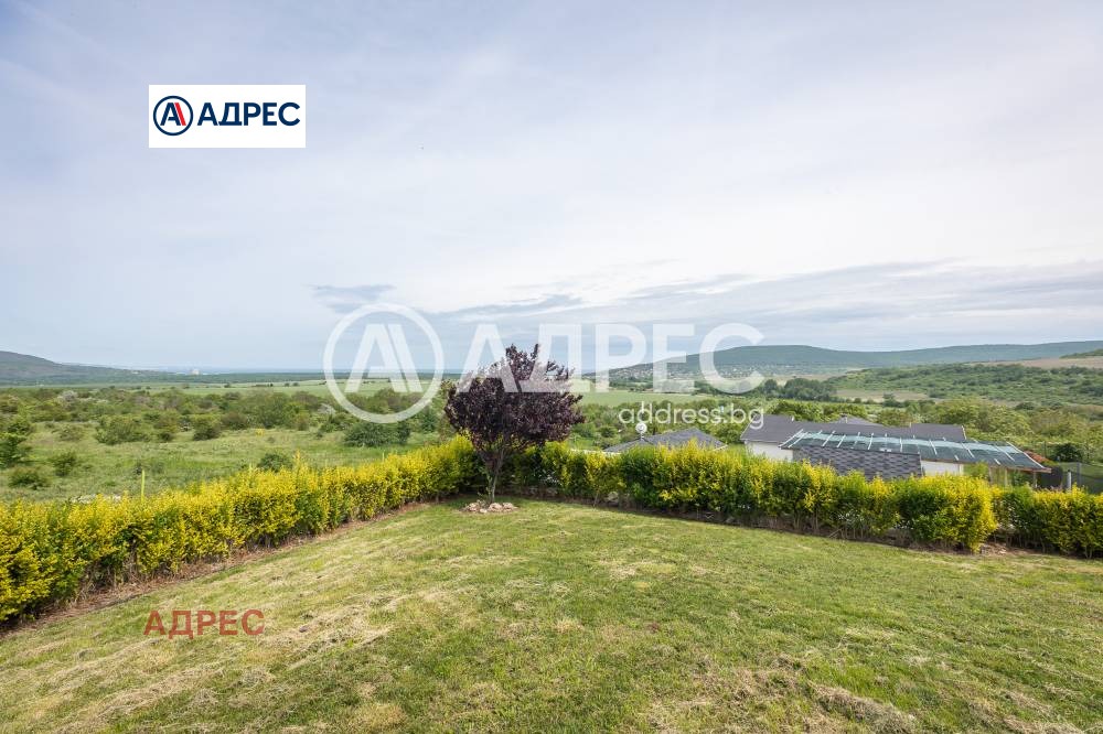 Продава КЪЩА, с. Рогачево, област Добрич, снимка 2 - Къщи - 55120145