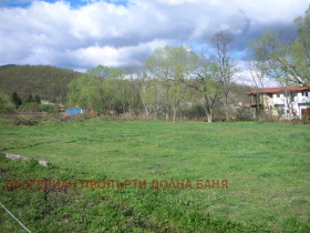 Handlung Dolna banja, region Sofia 4