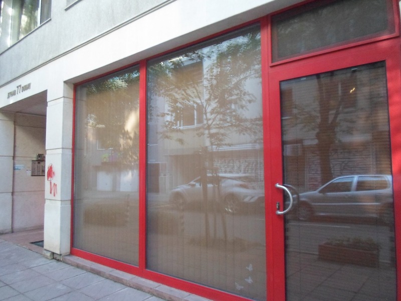 Myytävänä  Studio Sofia , Tsentar , 45 neliömetriä | 55305400