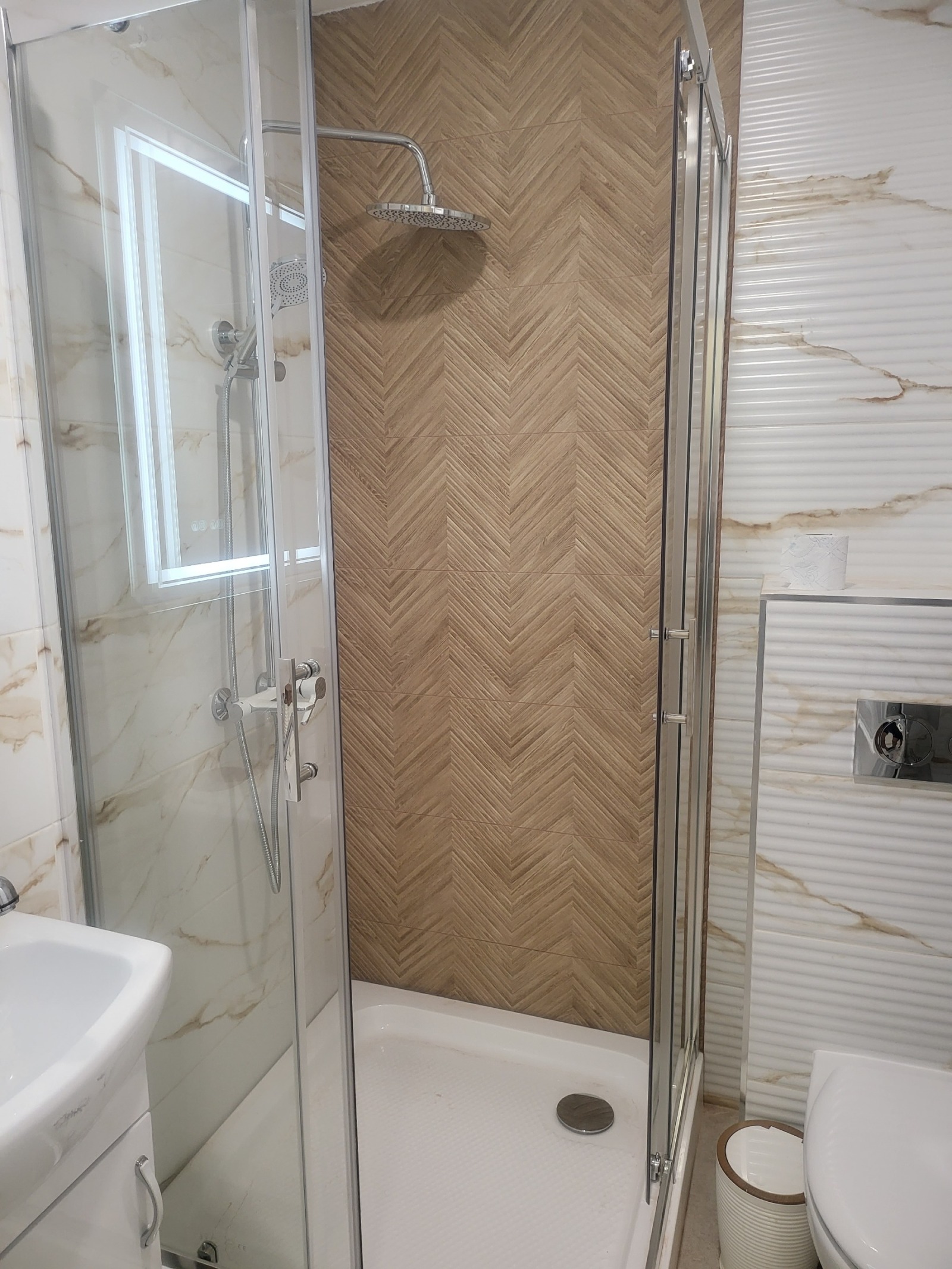 Продава 3-СТАЕН, гр. Плевен, Идеален център, снимка 17 - Апартаменти - 55161594