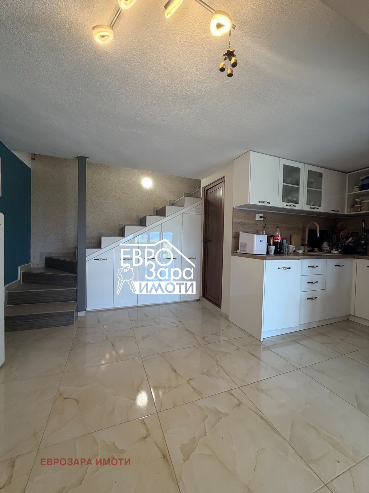 Продава КЪЩА, с. Ягода, област Стара Загора, снимка 12 - Къщи - 55300136