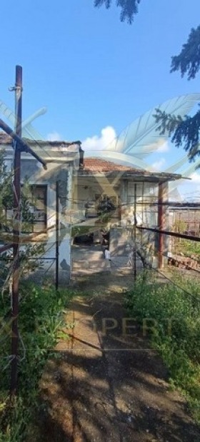 Продава КЪЩА, с. Вратица, област Бургас, снимка 2 - Къщи - 54675930