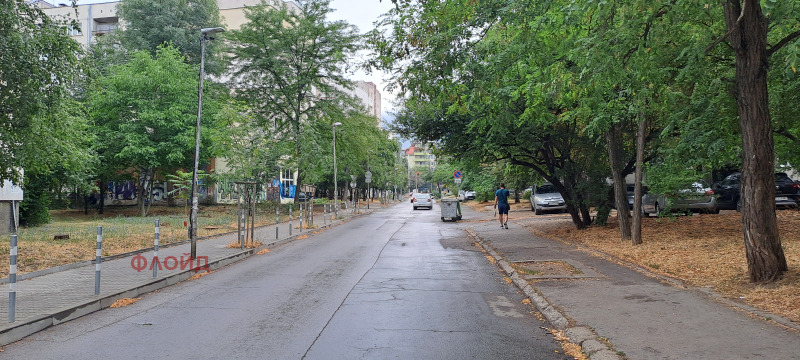 De vânzare  Magazin Sofia , Strelbiște , 34 mp | 64349989 - imagine [8]