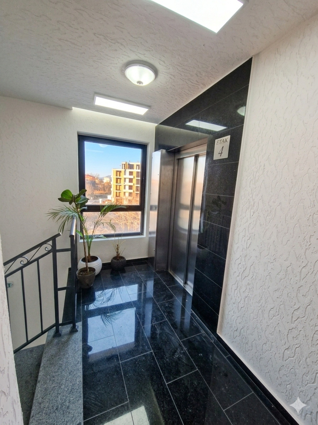 Продава 2-СТАЕН, гр. Пловдив, Остромила, снимка 15 - Апартаменти - 54501093