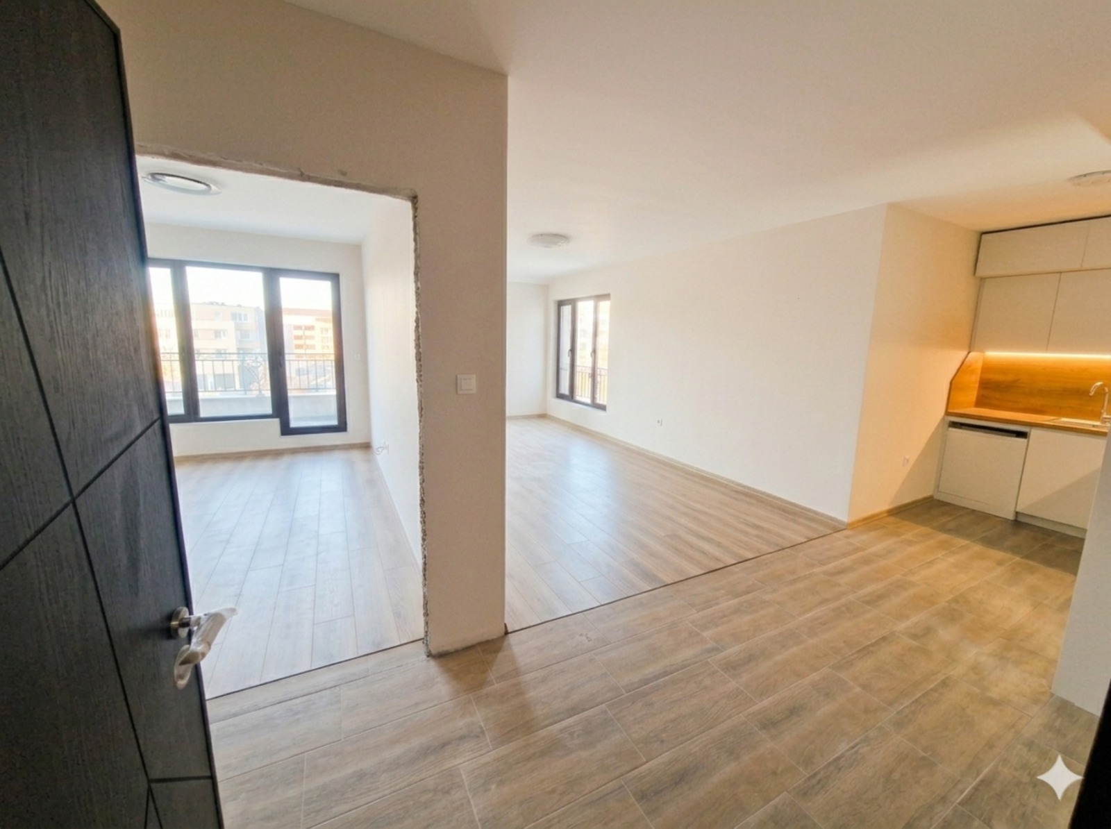 Продава 2-СТАЕН, гр. Пловдив, Остромила, снимка 5 - Апартаменти - 54501093