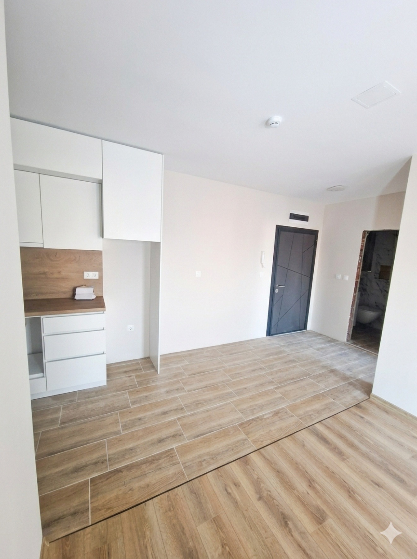 Продава 2-СТАЕН, гр. Пловдив, Остромила, снимка 6 - Апартаменти - 54501093