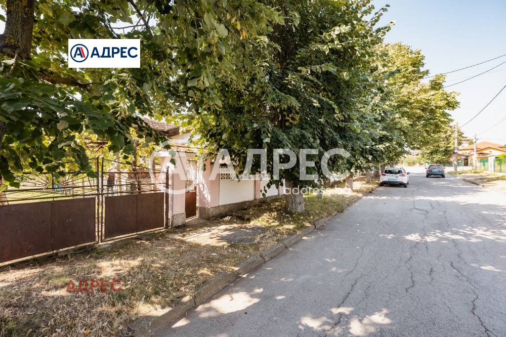Продава КЪЩА, гр. Долни чифлик, област Варна, снимка 3 - Къщи - 56001816