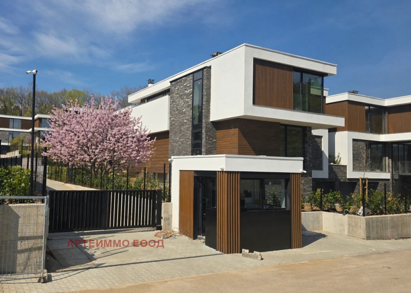 Продава КЪЩА в град София, м-т Камбаните - 633 кв.м / При запитване, АРТЕИММО ЕООД