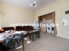 Продажба на имоти в Изгрев, град Пловдив — страница 2 - изображение 9 