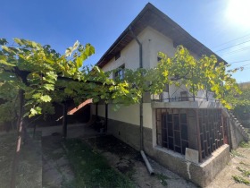 Maison Palatovo, région Kyoustendil